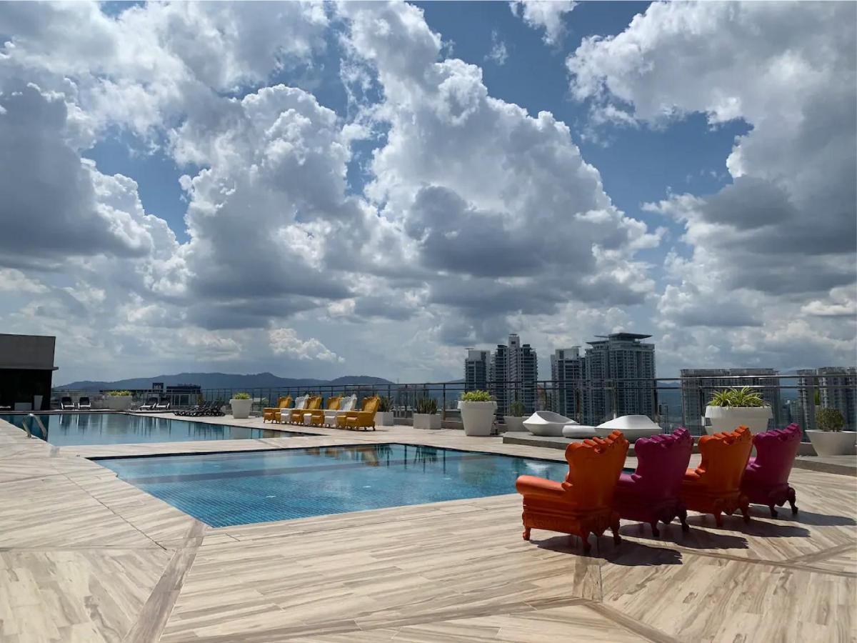 Hotel Dorsett Sri Hartamas Kl By Roam Kuala Lumpur Zewnętrze zdjęcie